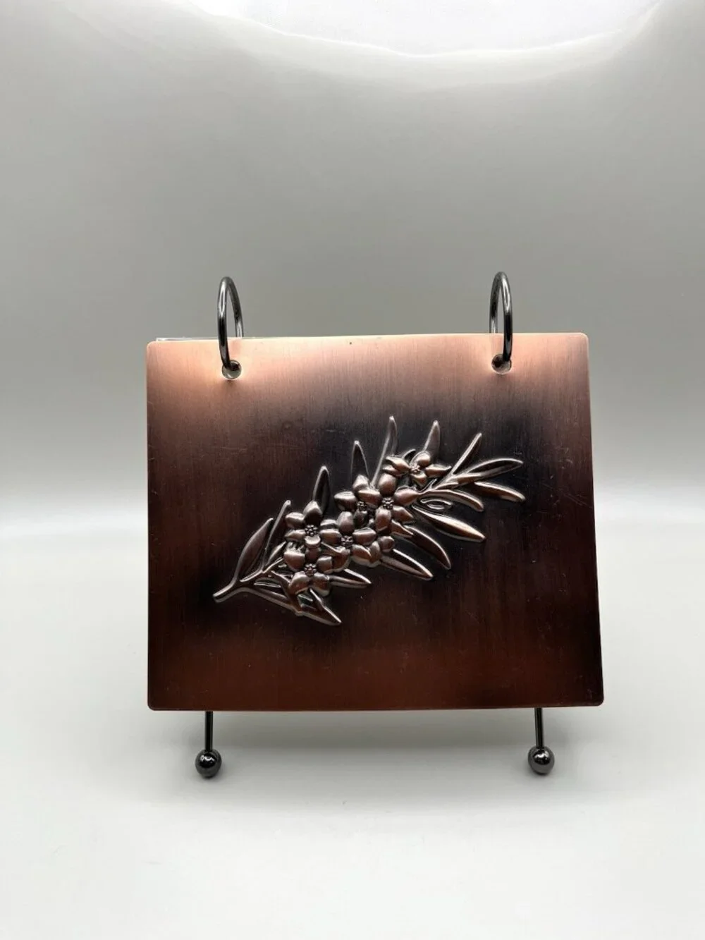 VTG Y2K Copper Tone Tabletop Flip Photo Album Floral Metal Easel Stand Cottage